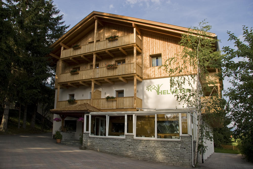Appartments Helvetia Villabassa Kültér fotó